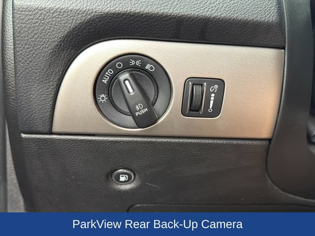 Used 2019 Dodge Durango SXT w/ 3rd Row Seating Group AWD/4WD image 14
