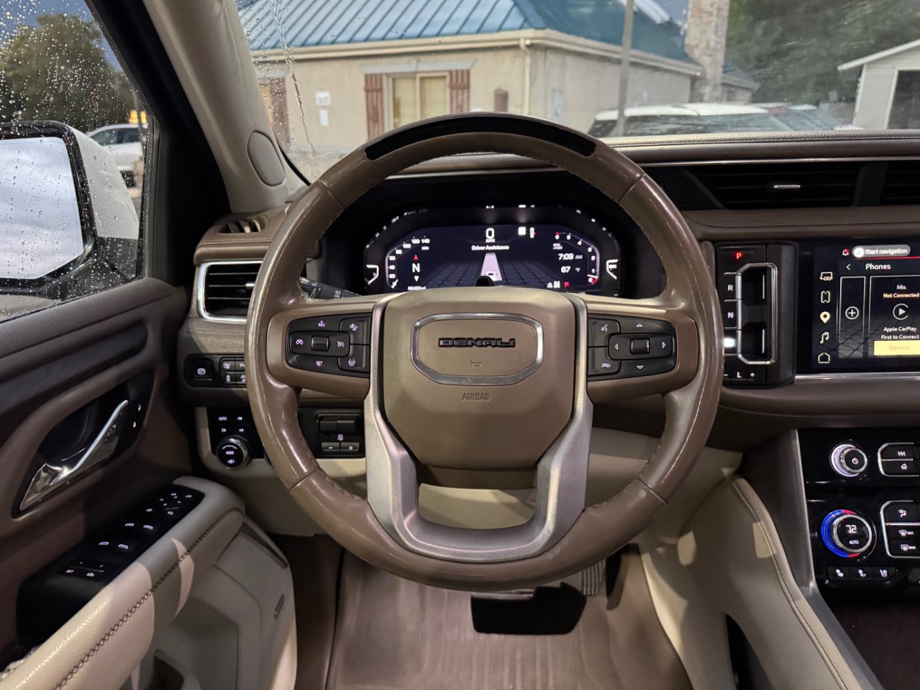 Used 2023 GMC Yukon XL Denali w/ Denali Reserve Package AWD/4WD image 13