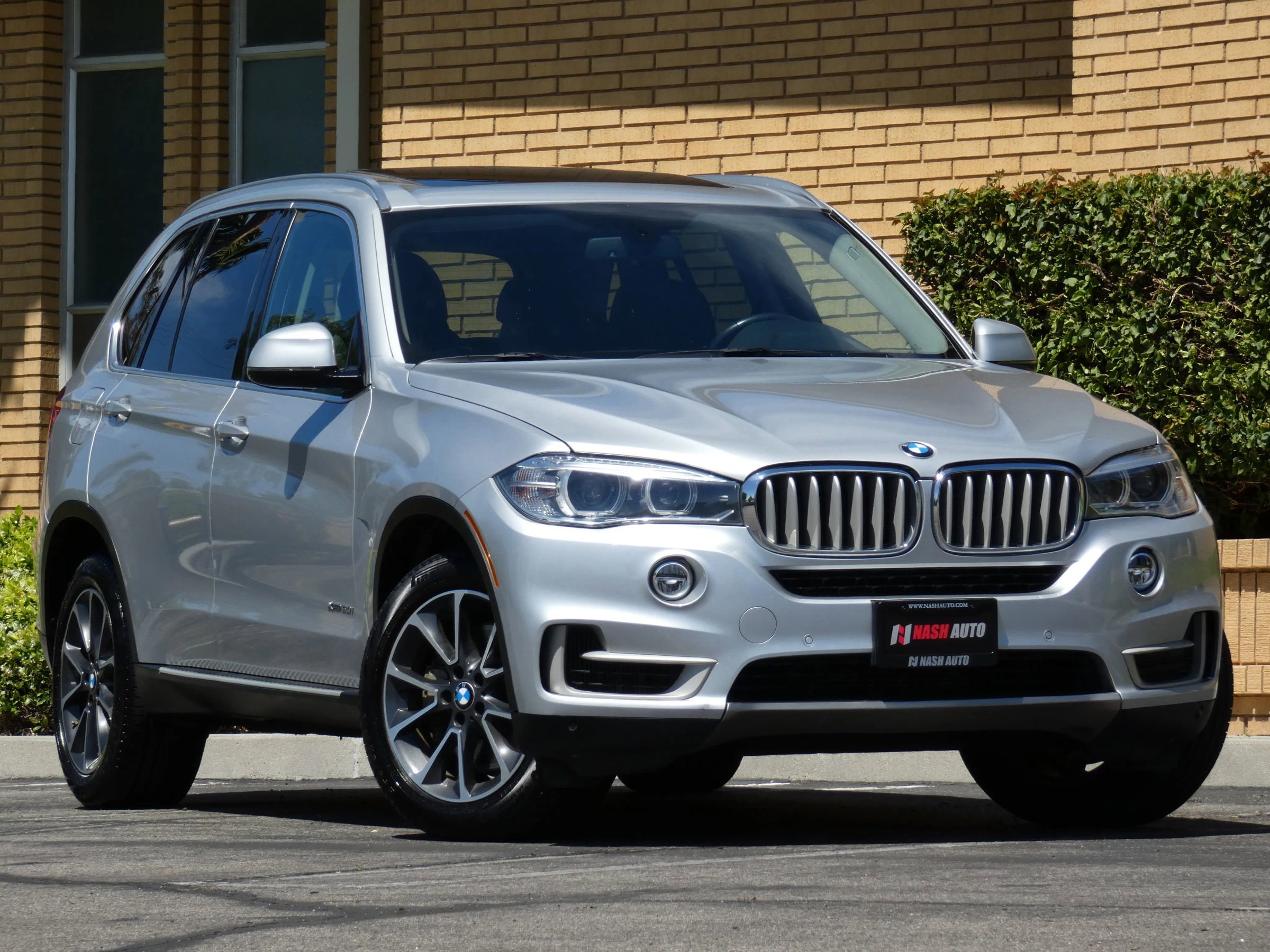 Used 2015 BMW X5 xDrive50i image 3