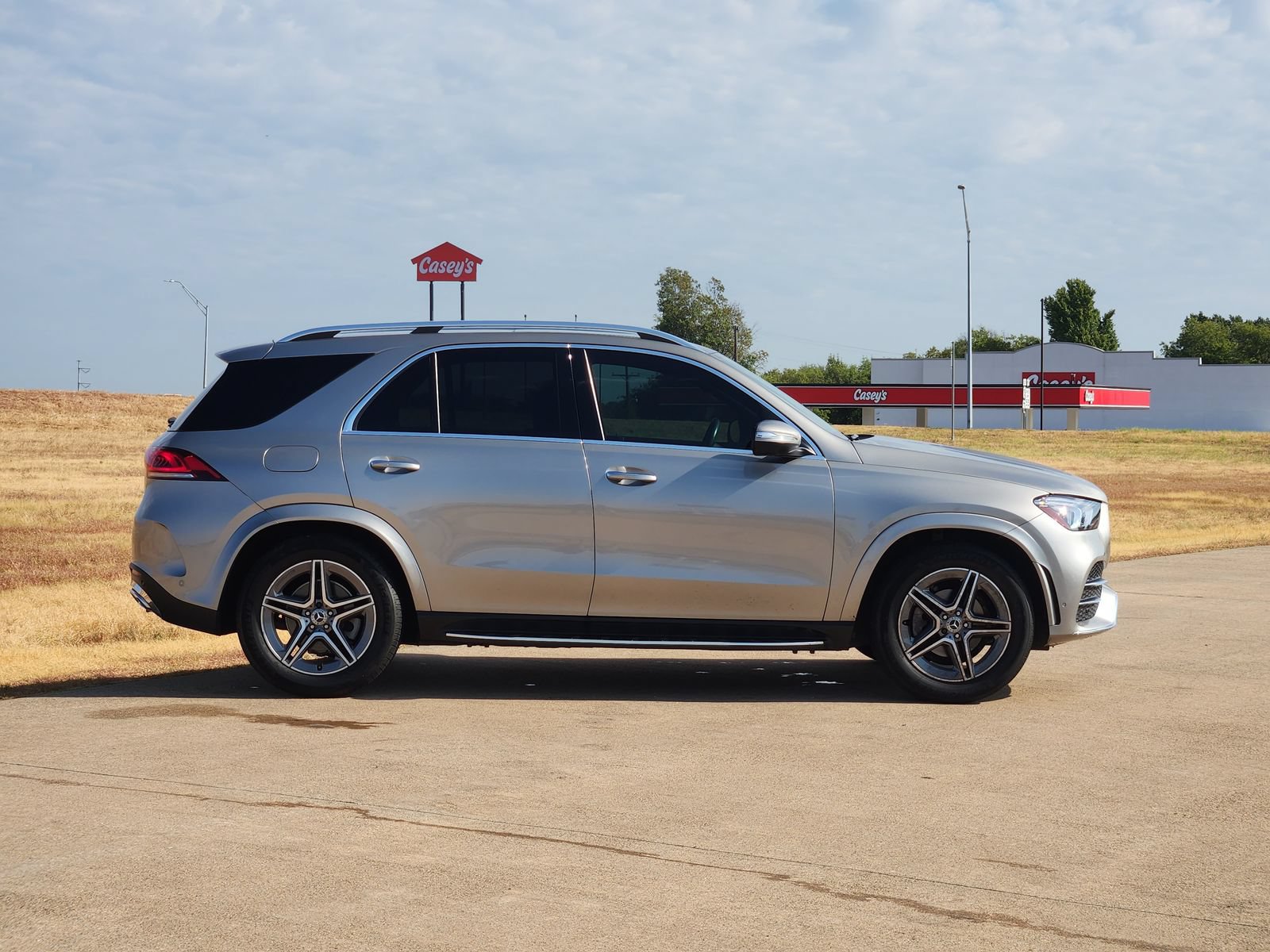 Used 2022 Mercedes-Benz GLE 350 image 7