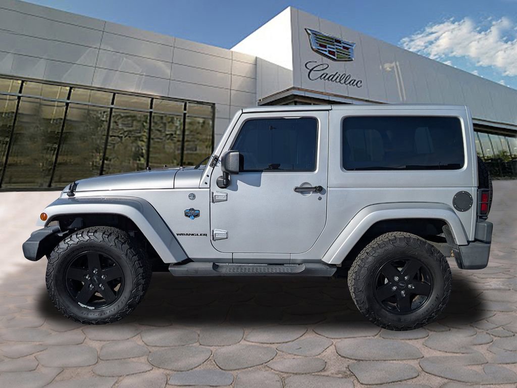 Used 2012 Jeep Wrangler Sahara image 3