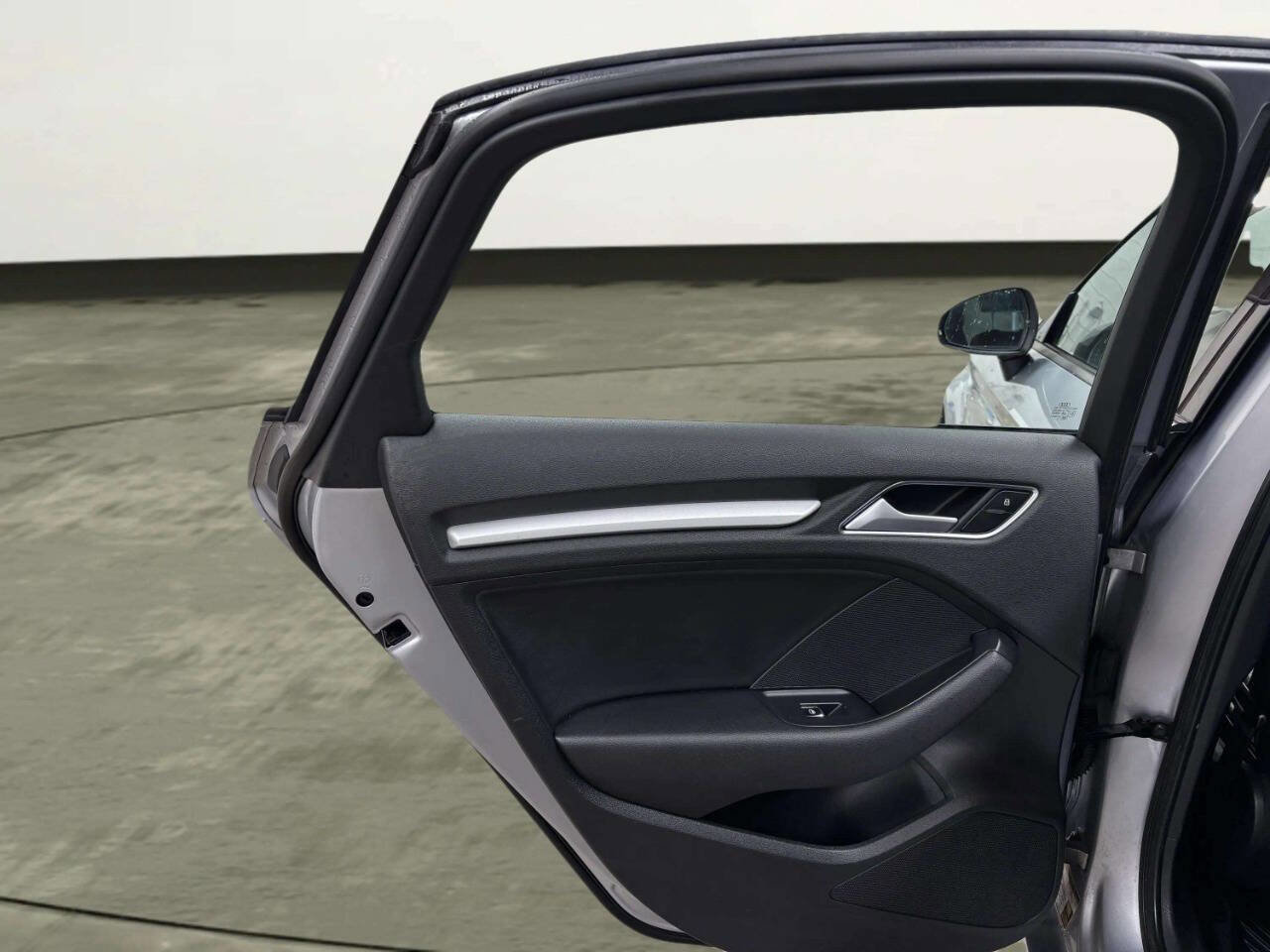 Used 2016 Audi A3 2.0T Premium image 13