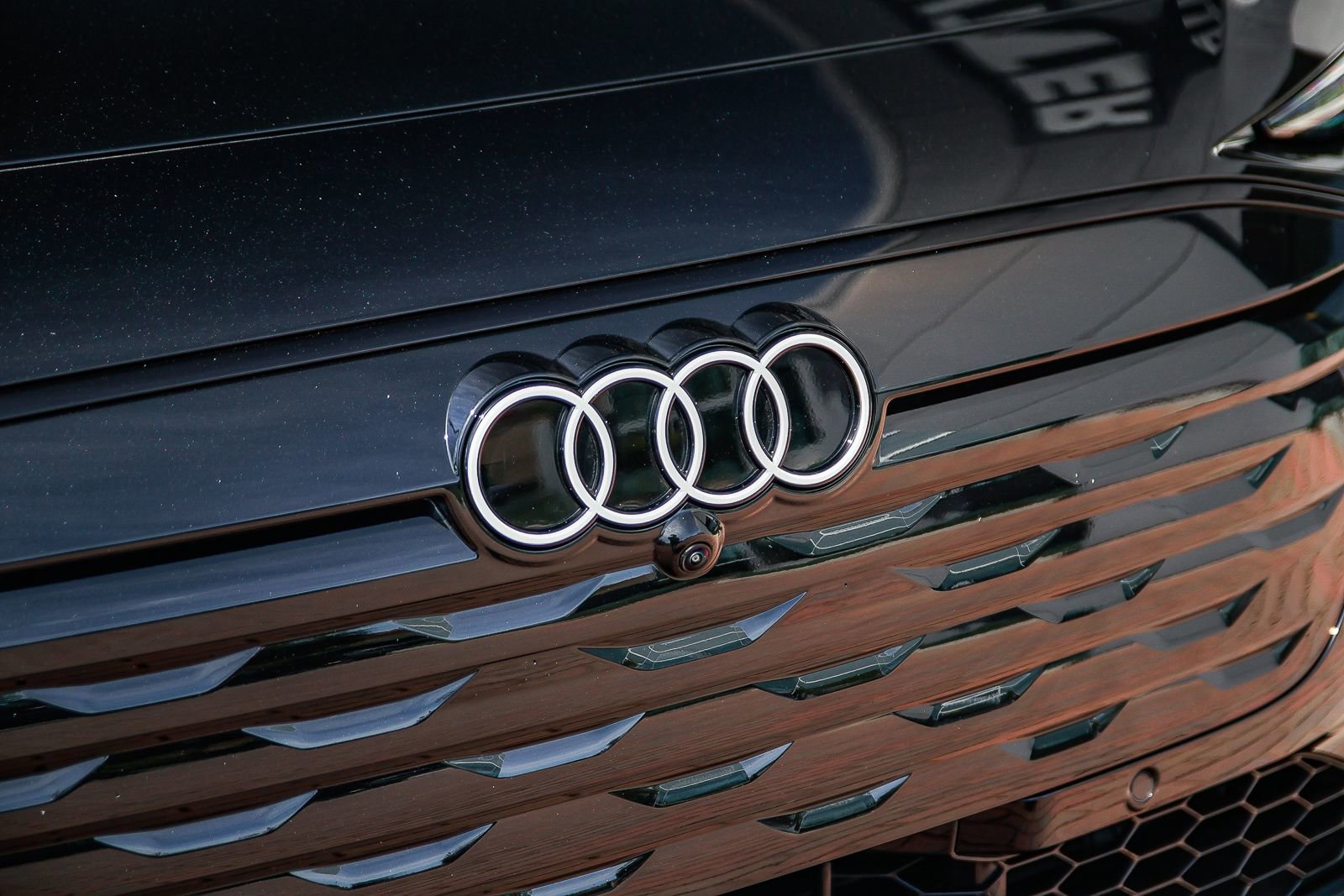 Certified 2025 Audi A6 e-tron Premium Plus w/ Premium Plus image 13