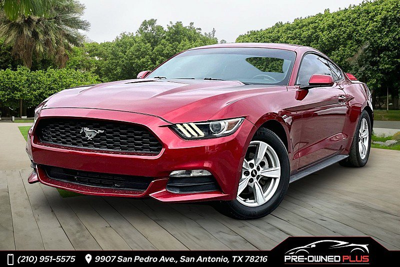 Used 2015 Ford Mustang Coupe image 1