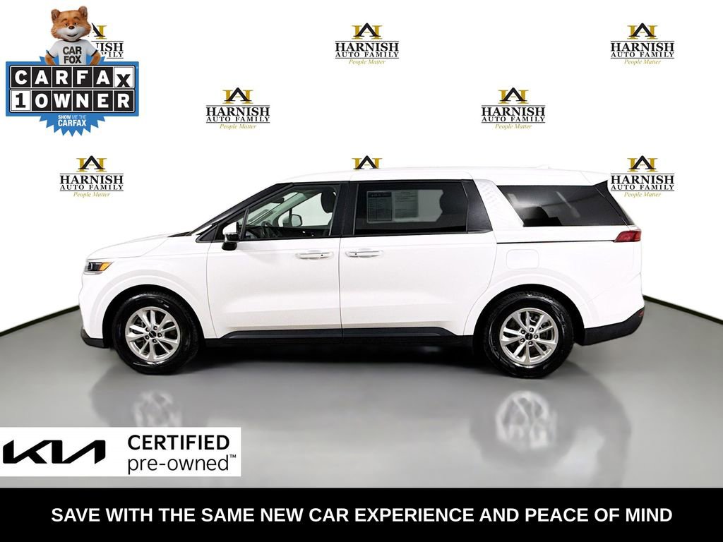 Certified 2024 Kia Carnival LX image 4