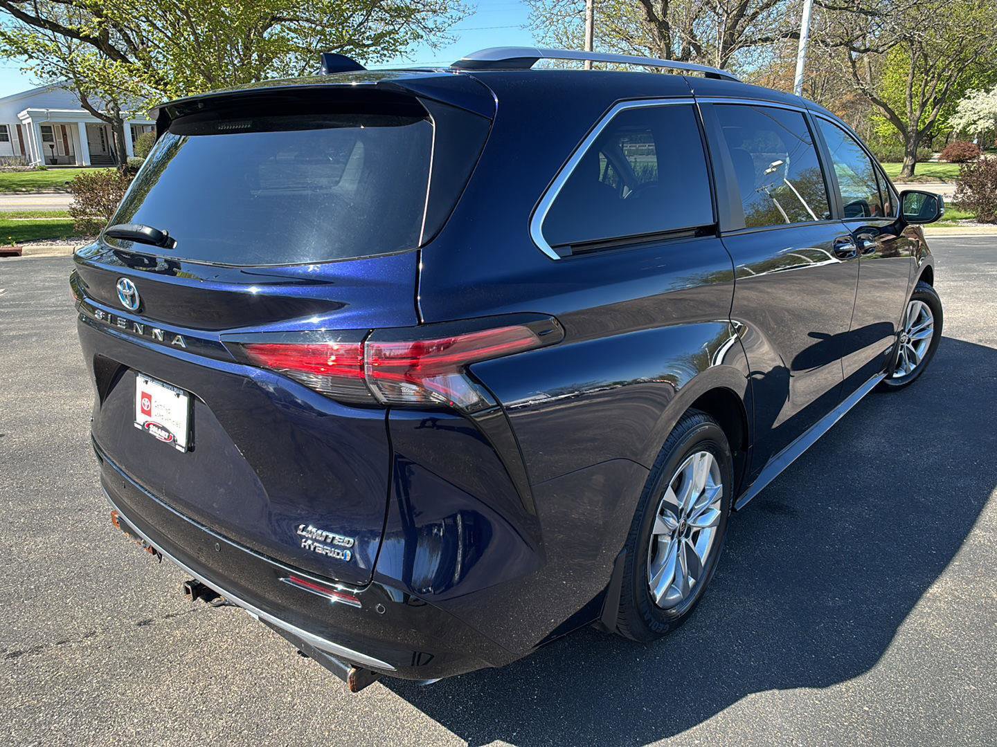 Used 2021 Toyota Sienna Limited AWD/4WD image 10