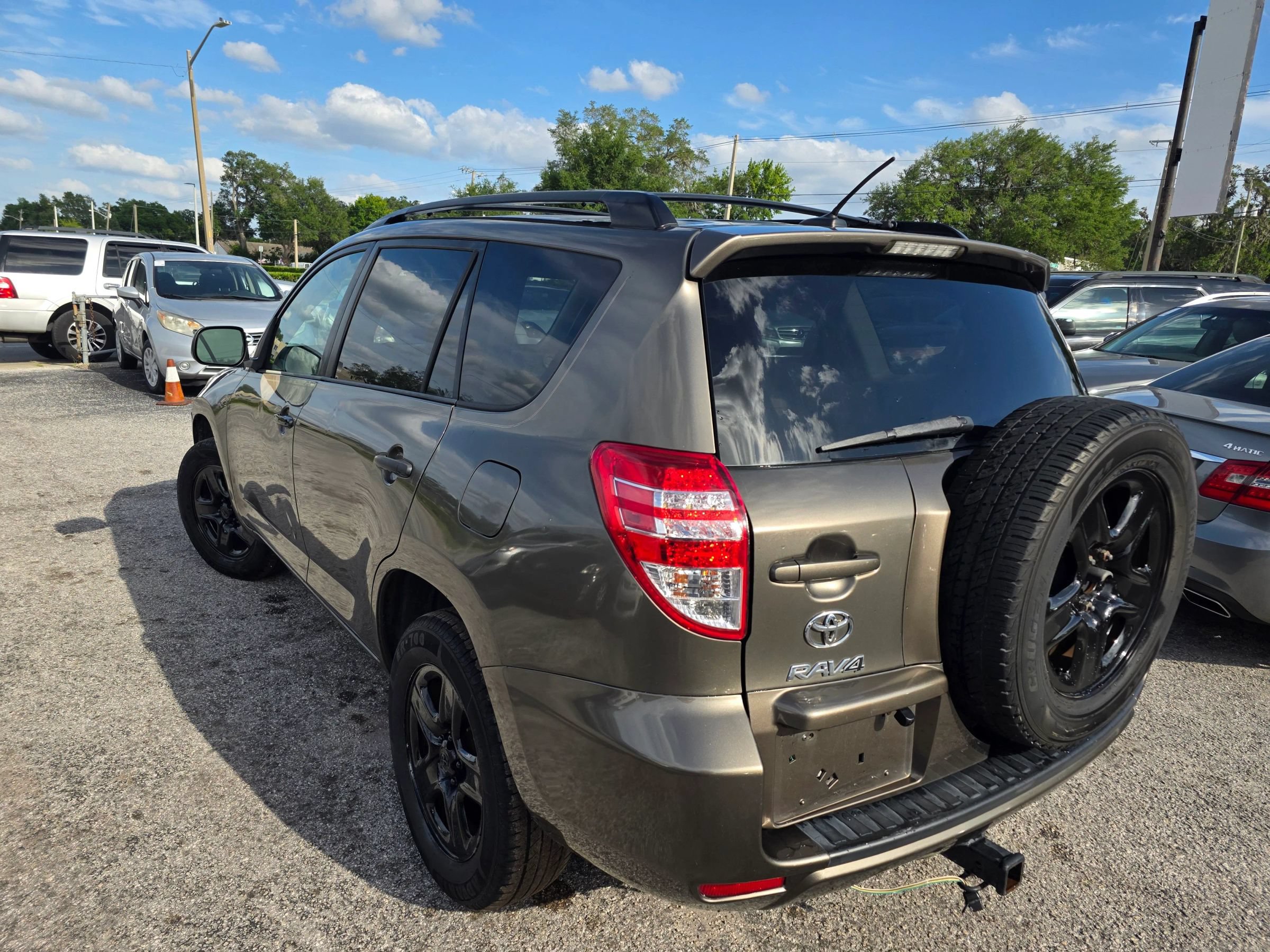 Used 2011 Toyota RAV4 2WD w/ Base L4 Extra Value Pkg image 5