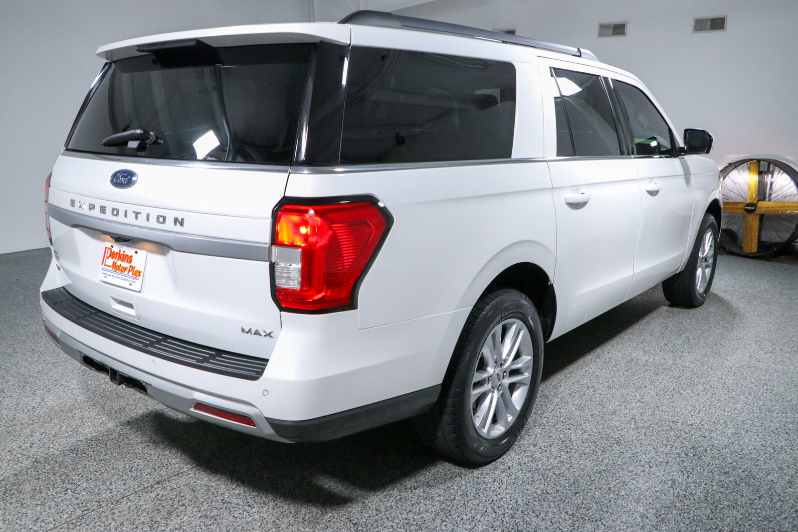 Used 2022 Ford Expedition Max XLT AWD/4WD image 7