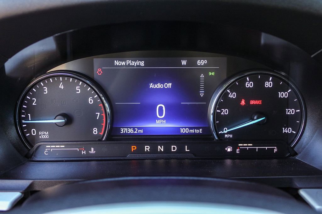 Used 2023 Ford Explorer XLT w/ Equipment Group 202A RWD image 29