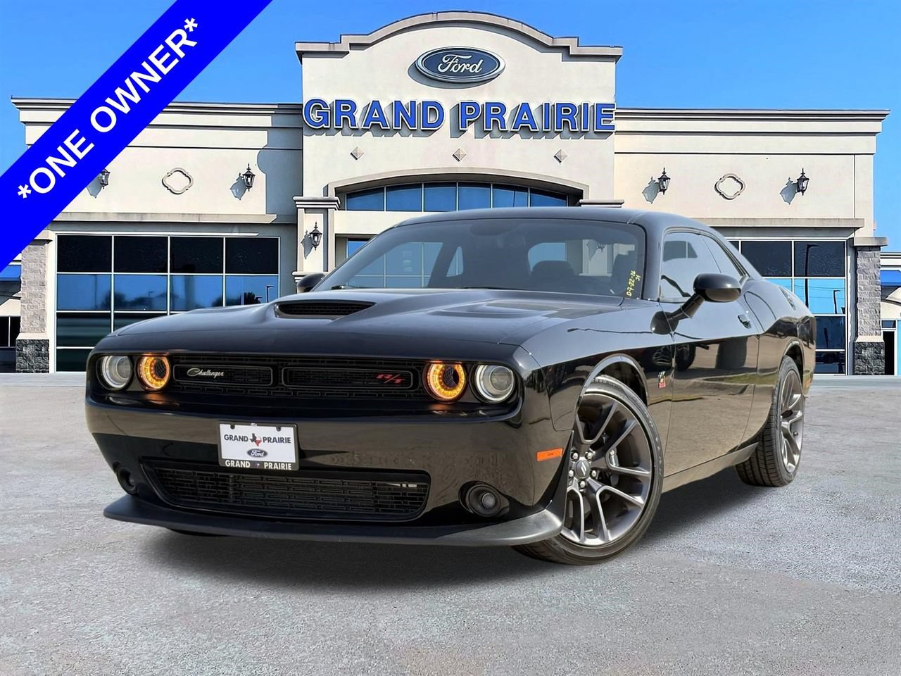 Used 2023 Dodge Challenger R/T Scat Pack RWD video 1