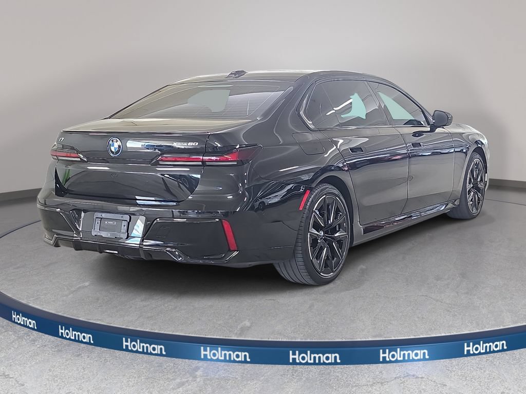 Certified 2023 BMW i7 xDrive60 AWD/4WD image 7