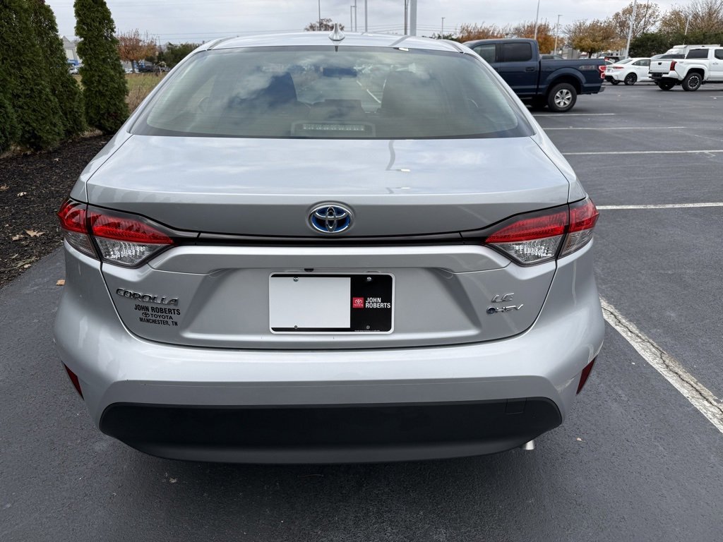 Certified 2025 Toyota Corolla LE image 3