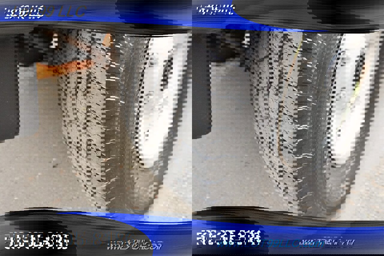 Used 2003 Ford F250 4x4 Regular Cab Super Duty image 4