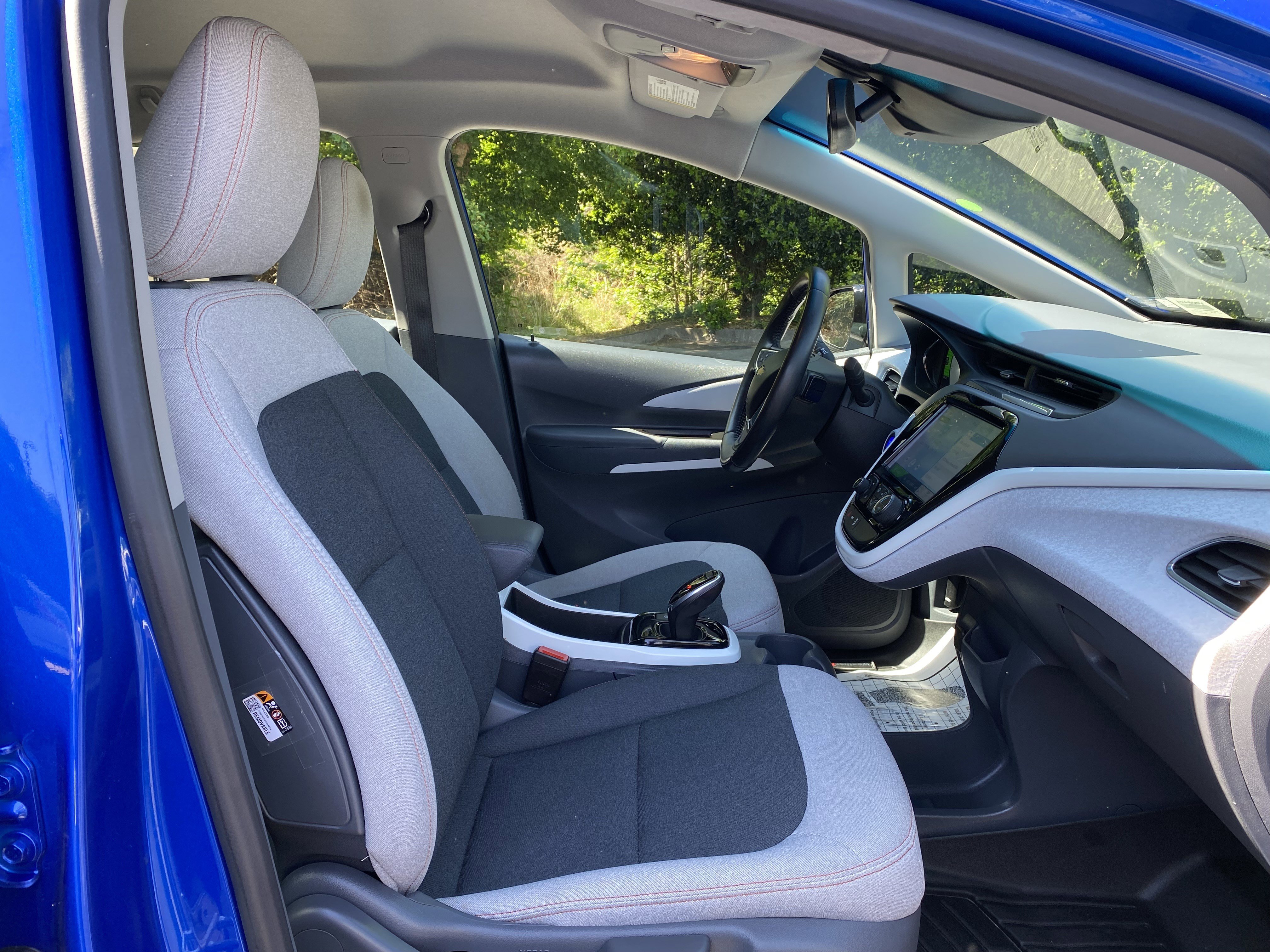 Used 2020 Chevrolet Bolt LT image 33