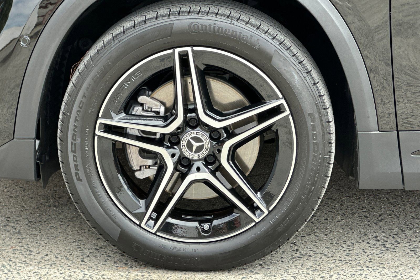 Certified 2022 Mercedes-Benz GLA 250 4MATIC image 40