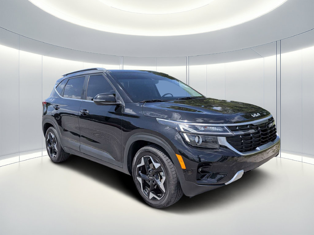 Used 2024 Kia Seltos EX FWD image 1