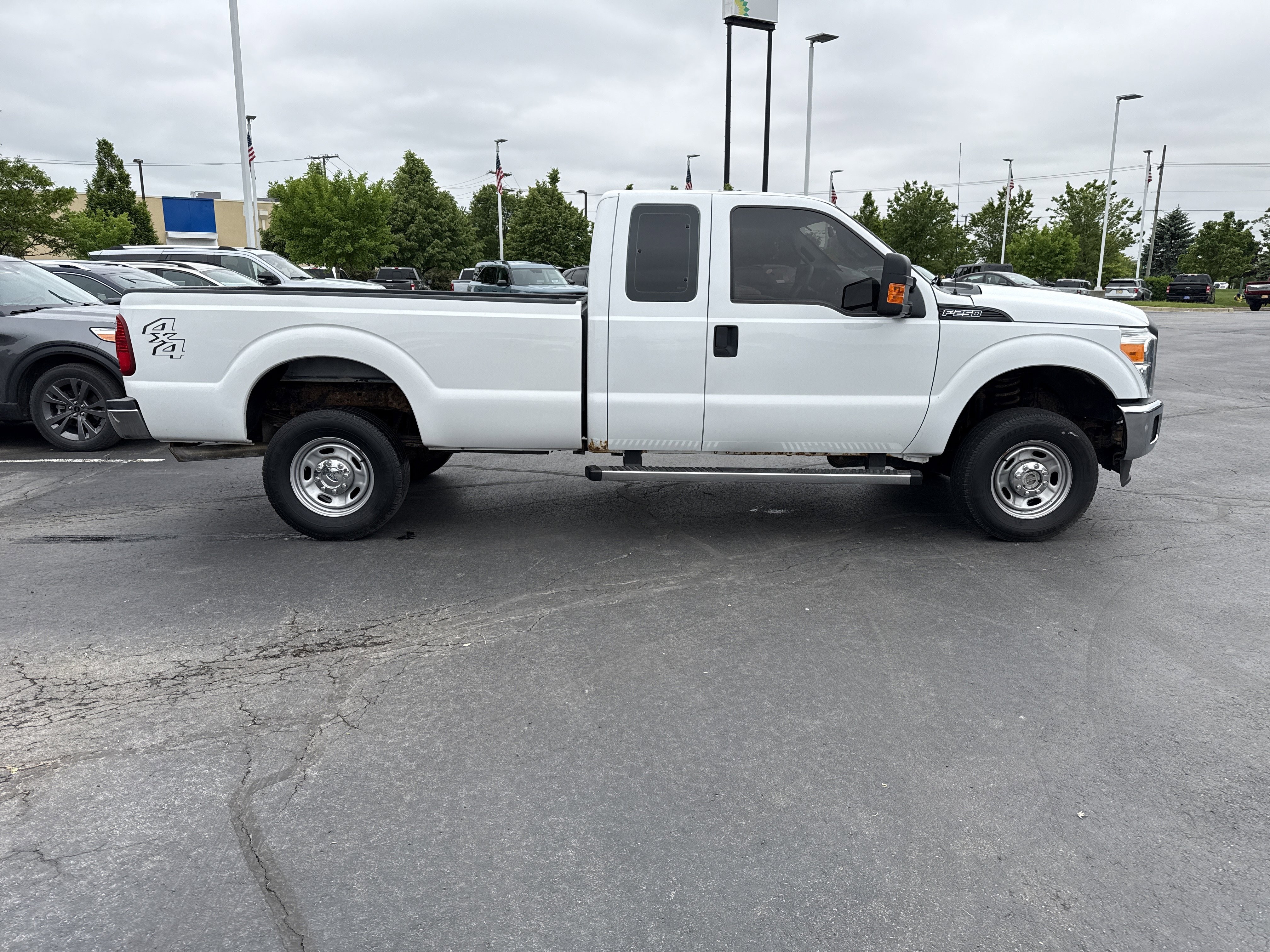Used 2015 Ford F250 XL w/ Power Equipment Group AWD/4WD image 10