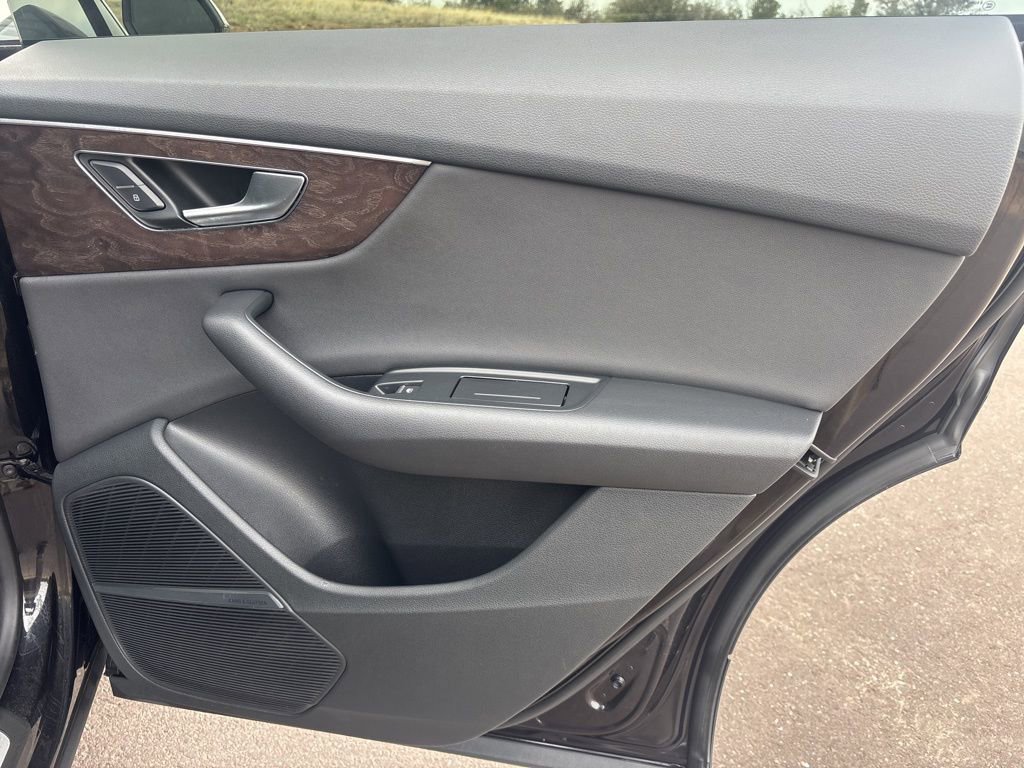 Used 2019 Audi Q8 Premium Plus image 15