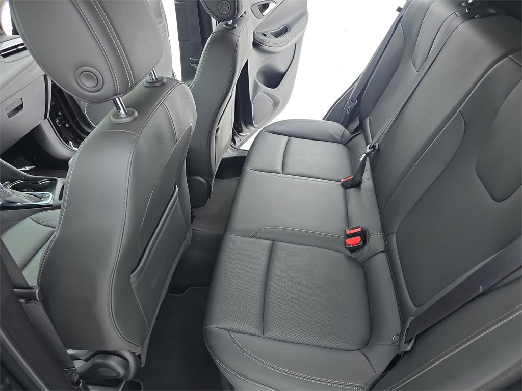 Certified 2024 Buick Encore GX Sport Touring image 14