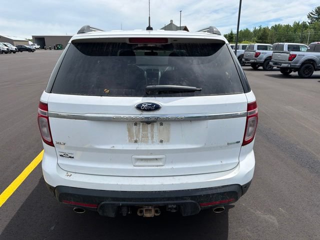 Used 2015 Ford Explorer XLT w/ Equipment Group 202A AWD/4WD image 4