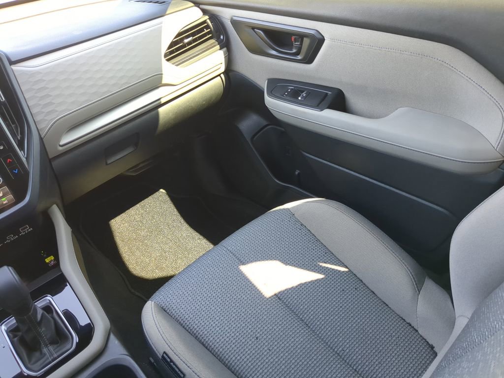 Used 2025 Subaru Forester Premium w/ Convenience Package #1 image 15