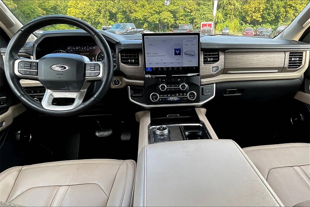 Used 2024 Ford Expedition Max Limited image 15