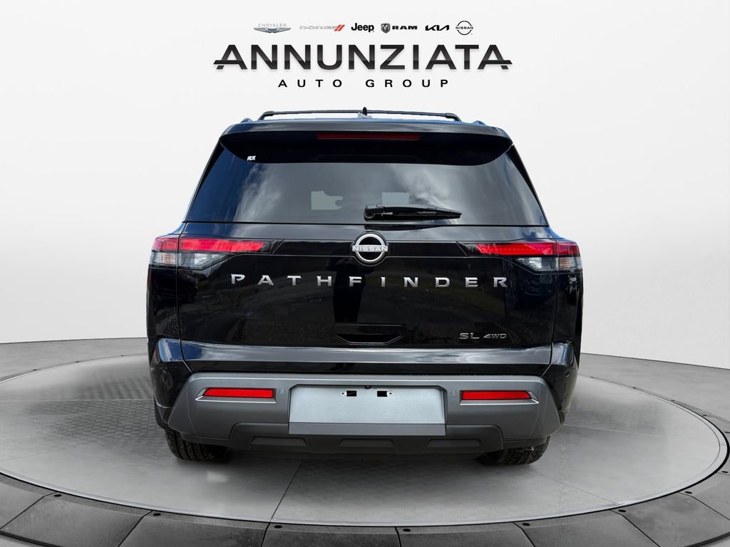 New 2026 Nissan Pathfinder SL image 4