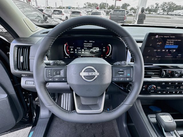New 2026 Nissan Pathfinder Platinum AWD/4WD image 12