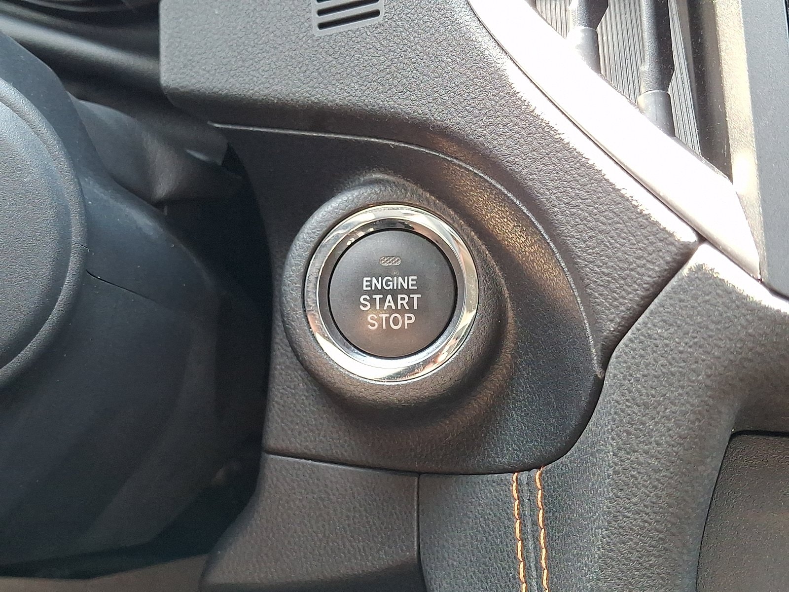 Used 2019 Subaru Crosstrek 2.0i Limited w/ Moonroof Package w/Navigation AWD/4WD image 26