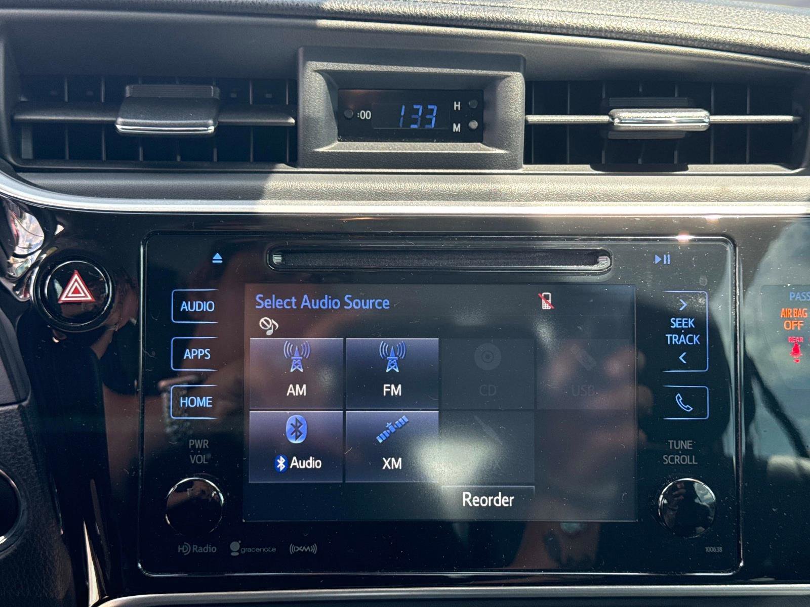 Used 2019 Toyota Corolla XLE image 21