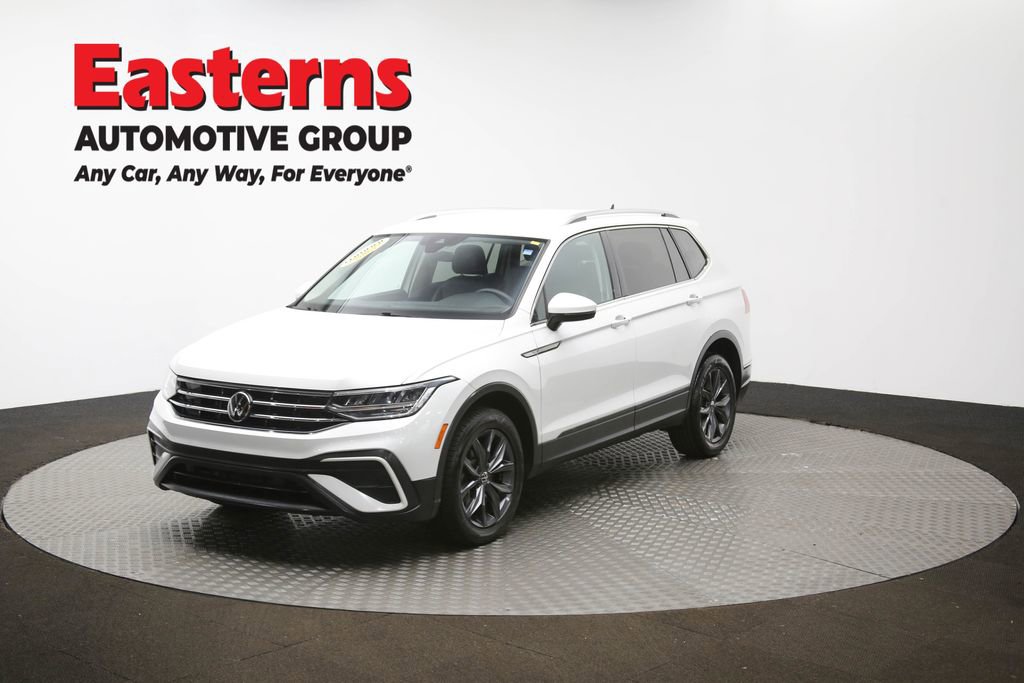Used 2023 Volkswagen Tiguan SE image 53