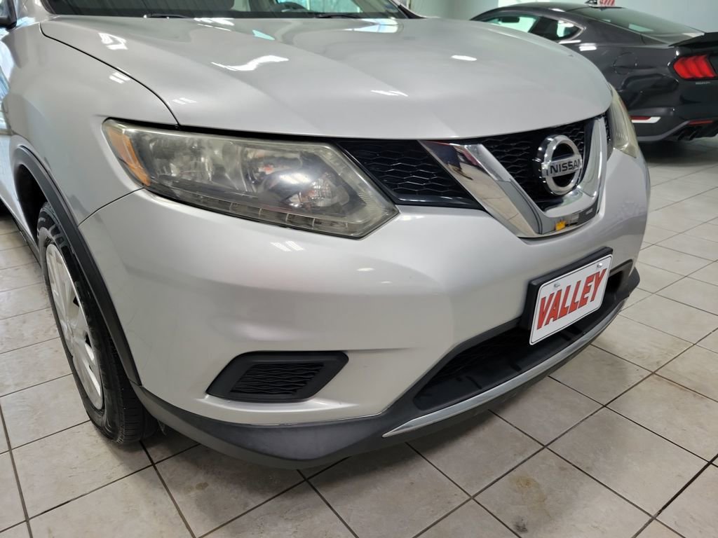 Used 2015 Nissan Rogue S image 25