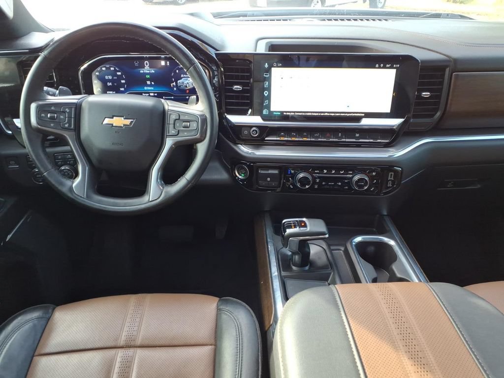 Used 2023 Chevrolet Silverado 1500 High Country w/ High Country Premium Package AWD/4WD image 14