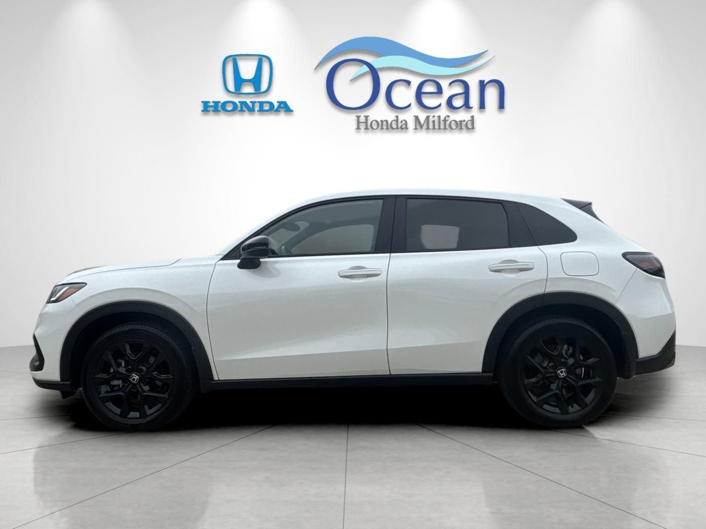 Used 2023 Honda HR-V Sport image 6