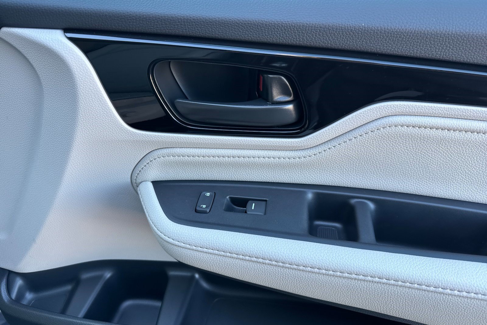 New 2026 Honda Odyssey Touring image 28