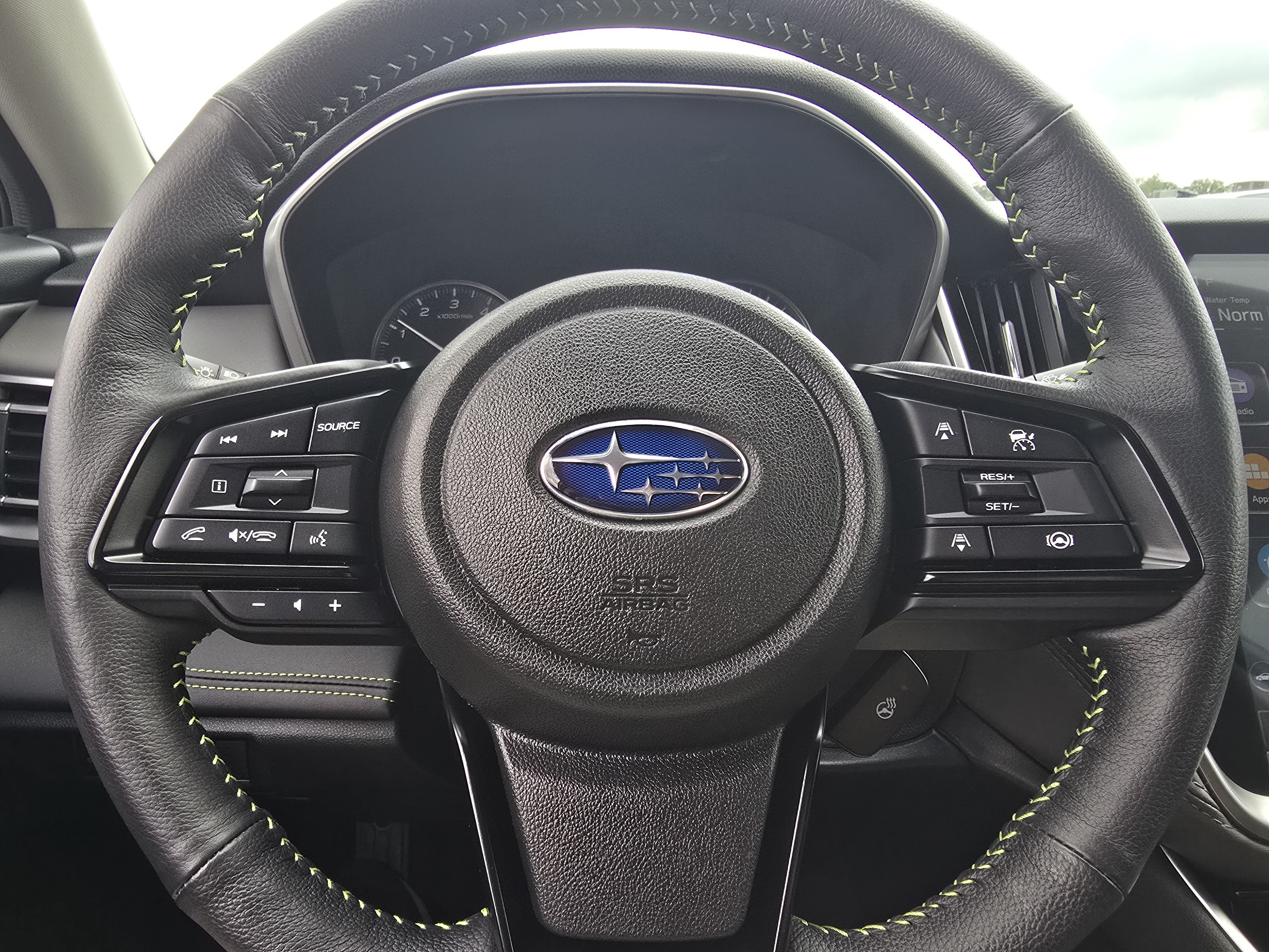 Certified 2025 Subaru Outback Onyx Edition w/ Popular Package #2 AWD/4WD image 24