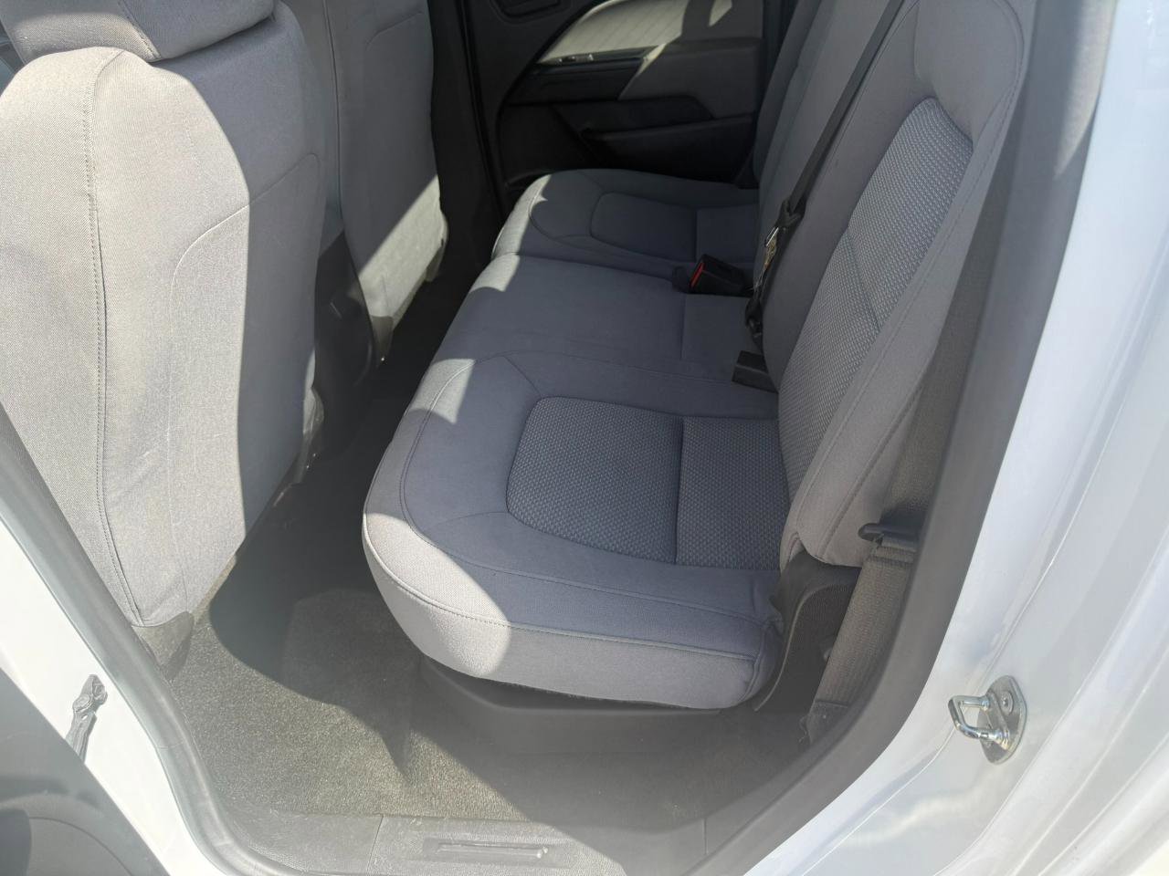 Used 2016 GMC Canyon 2WD Crew Cab w/ Convenience Package image 19