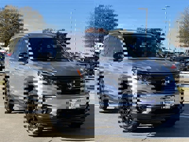 Certified 2022 Honda Pilot TrailSport image 2