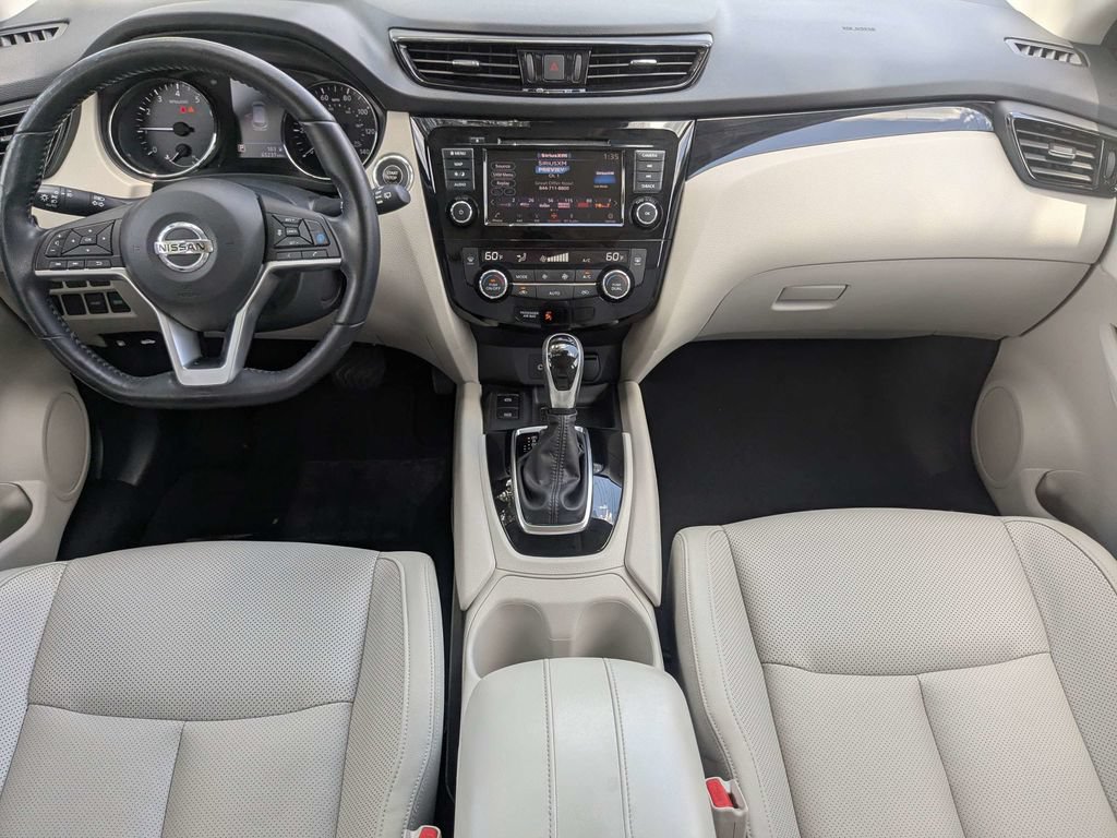 Used 2022 Nissan Rogue Sport SL w/ Premium Package FWD image 14