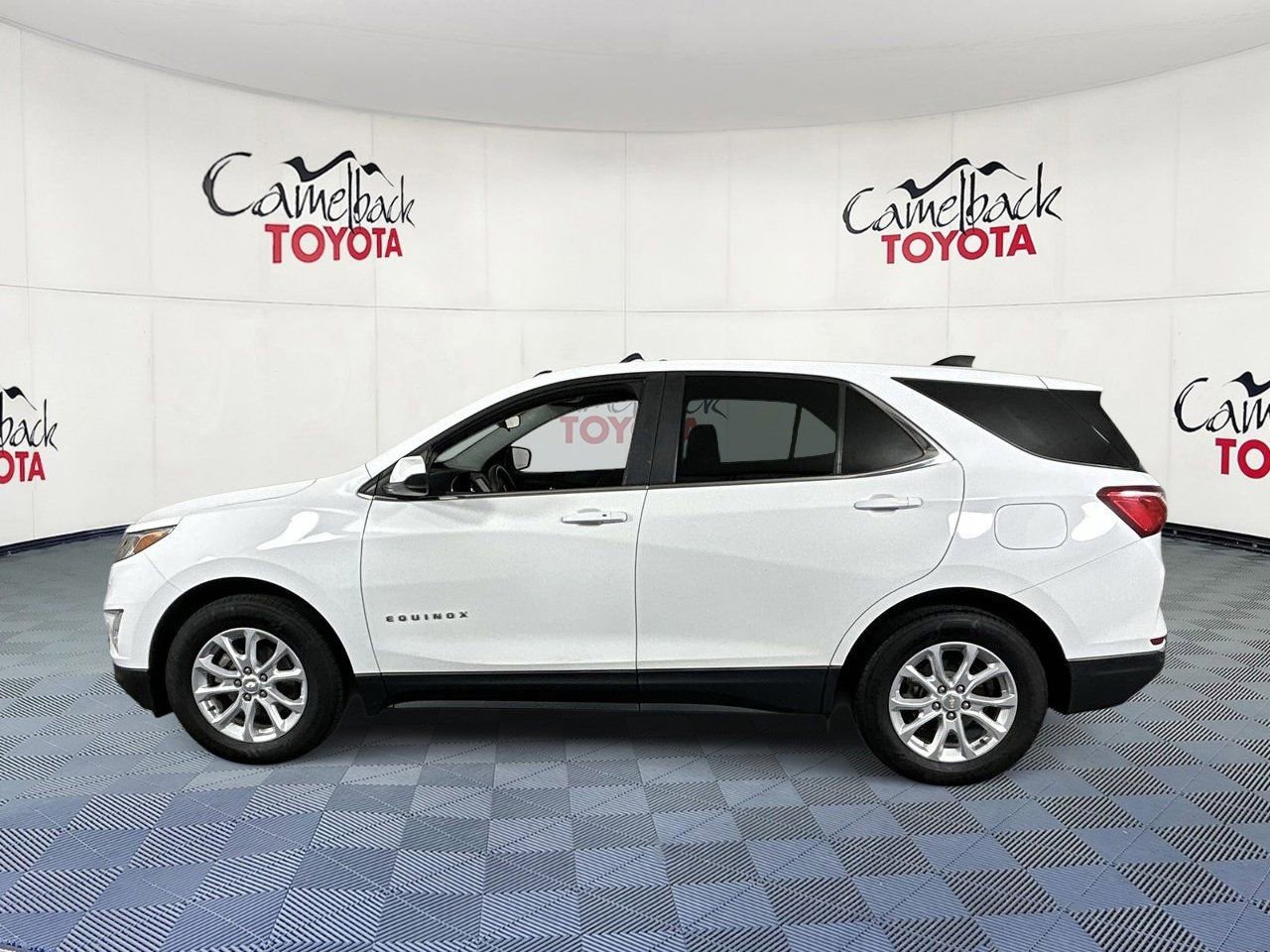 Used 2021 Chevrolet Equinox LT w/ LPO, Floor Liner Package image 4