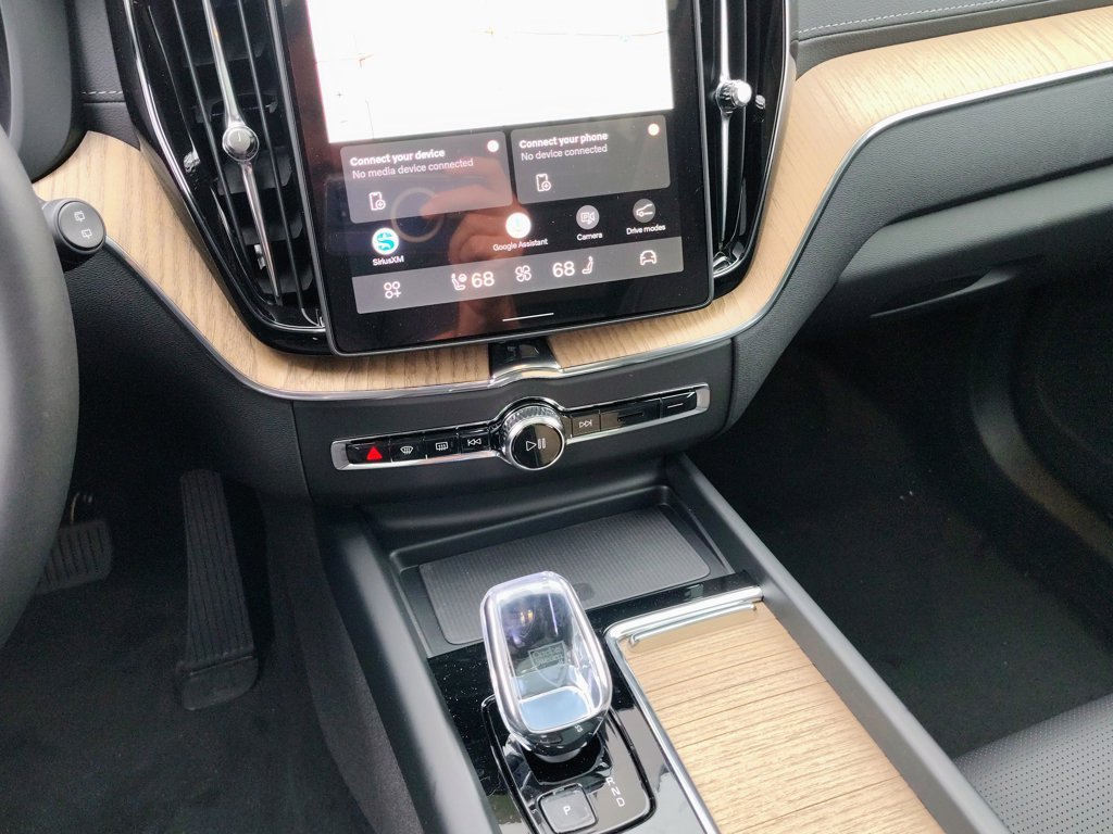 New 2027 Volvo XC60 B5 Ultra AWD/4WD image 27