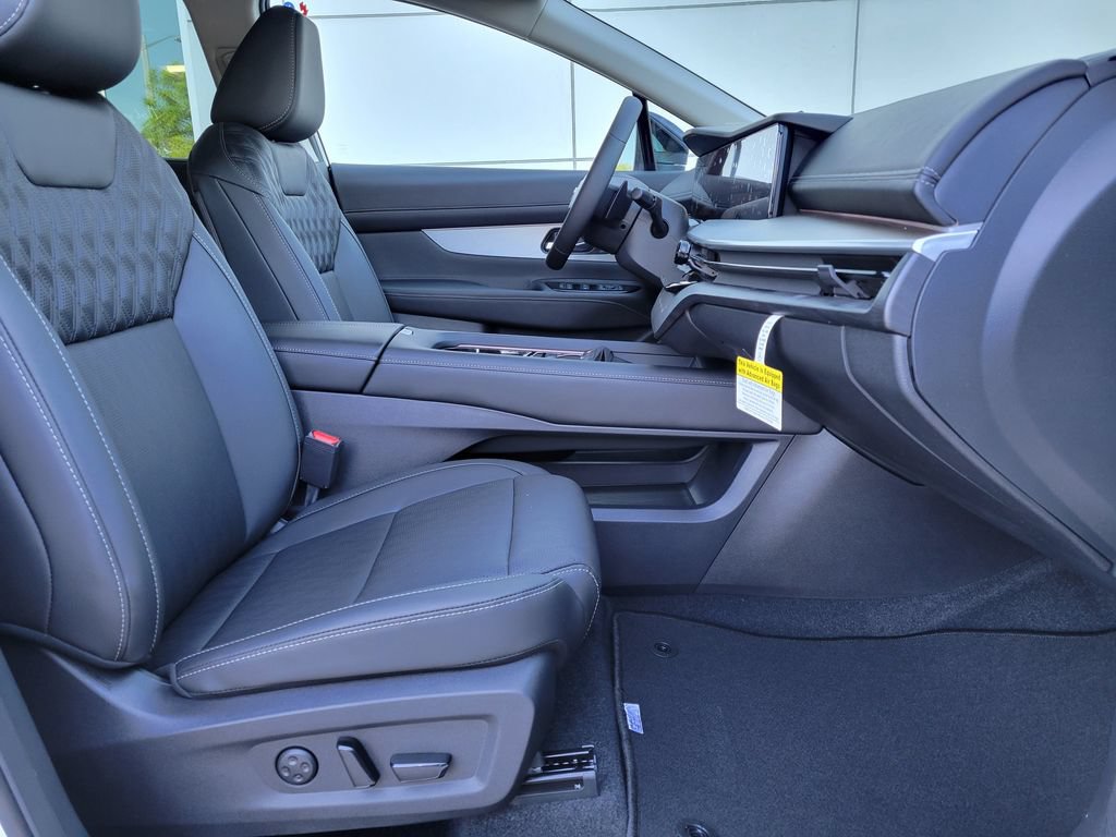 New 2026 Nissan Murano Platinum w/ Cargo Package AWD/4WD image 18