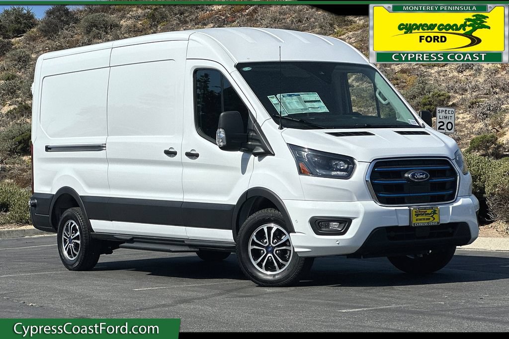 New 2023 Ford E-Transit Medium Roof w/ Interior Upgrade Package