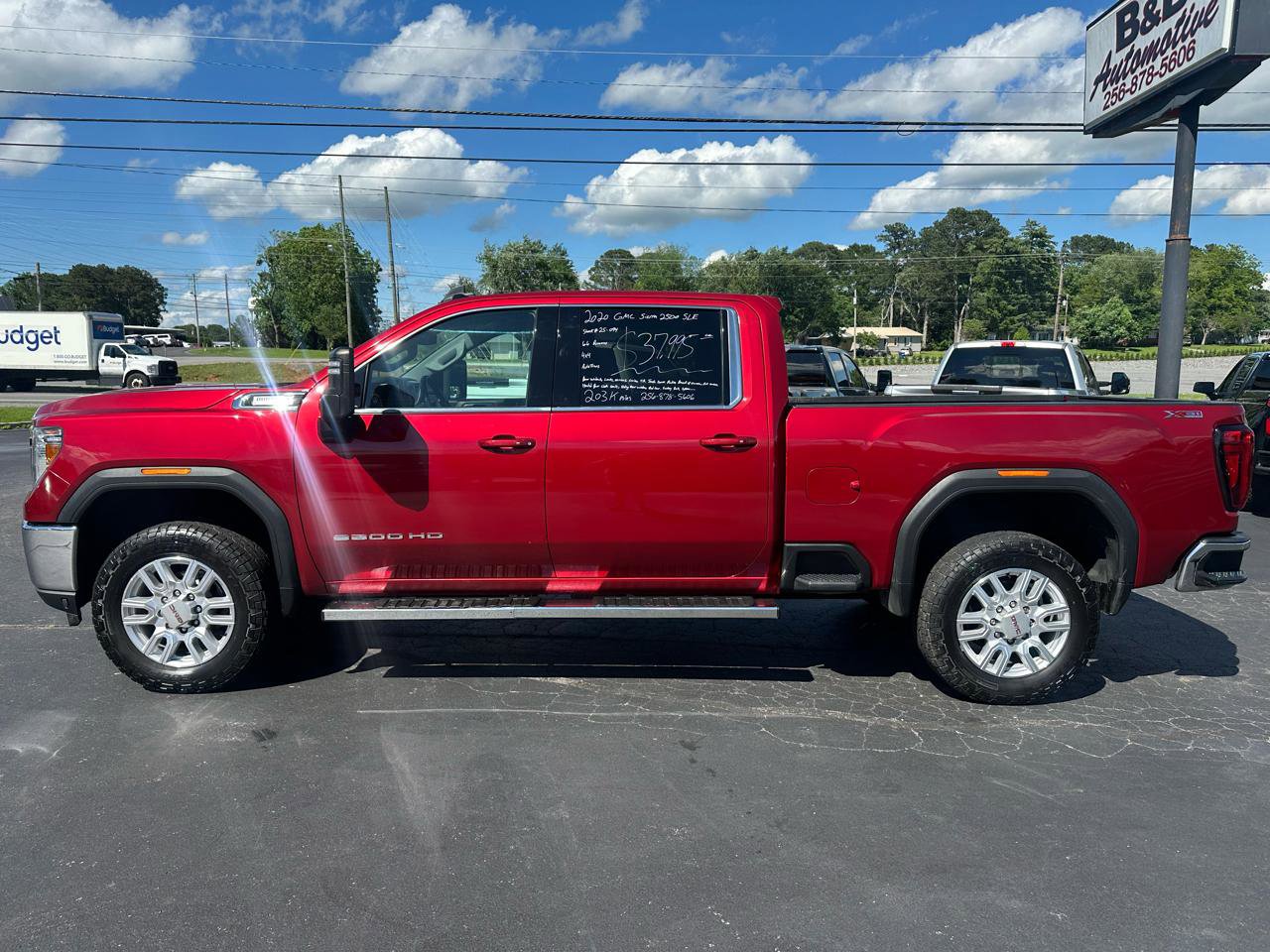 Used 2020 GMC Sierra 2500 SLE w/ SLE Value Package; AWD/4WD image 9
