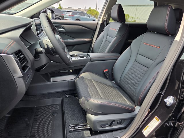 New 2026 Nissan Rogue SV AWD/4WD image 9
