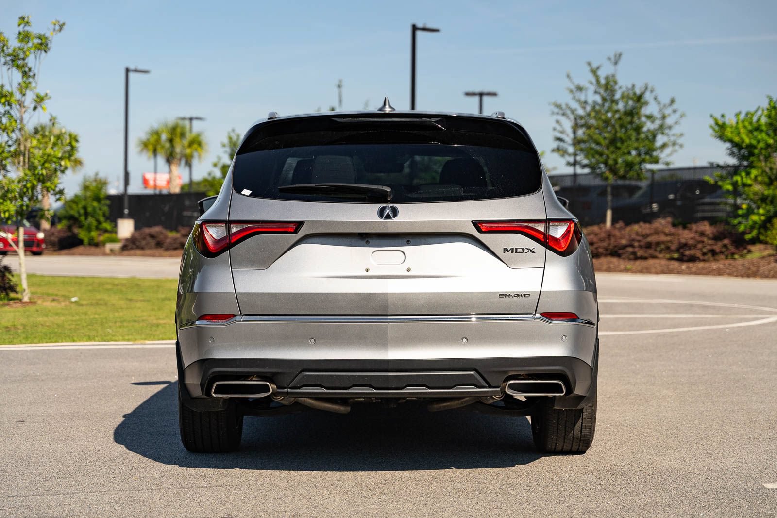 Used 2023 Acura MDX SH-AWD w/ Advance Package image 6