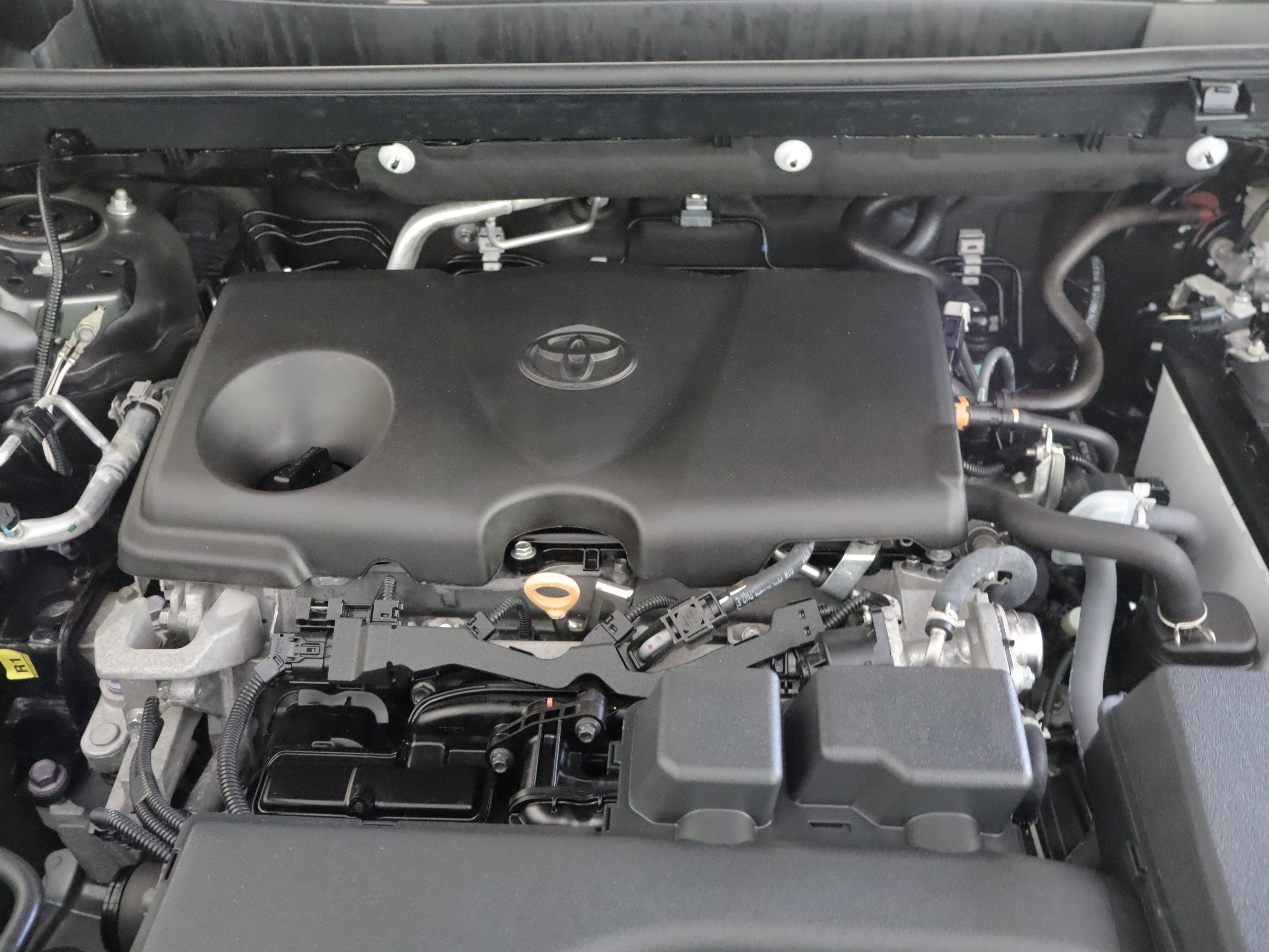 Used 2023 Toyota RAV4 XLE w/ Convenience Package AWD/4WD image 29