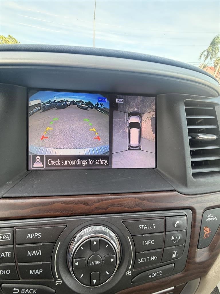 Used 2018 Nissan Pathfinder Platinum AWD/4WD image 15