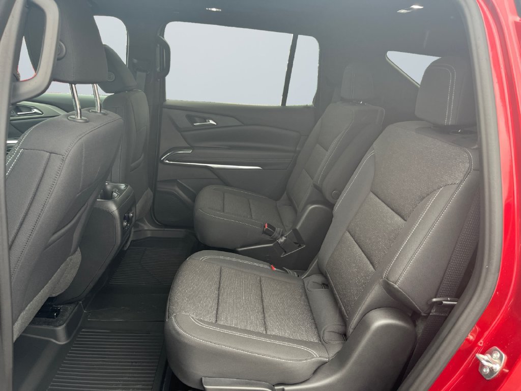 New 2027 Chevrolet Traverse LT w/ Sun and Wheel Package FWD image 13
