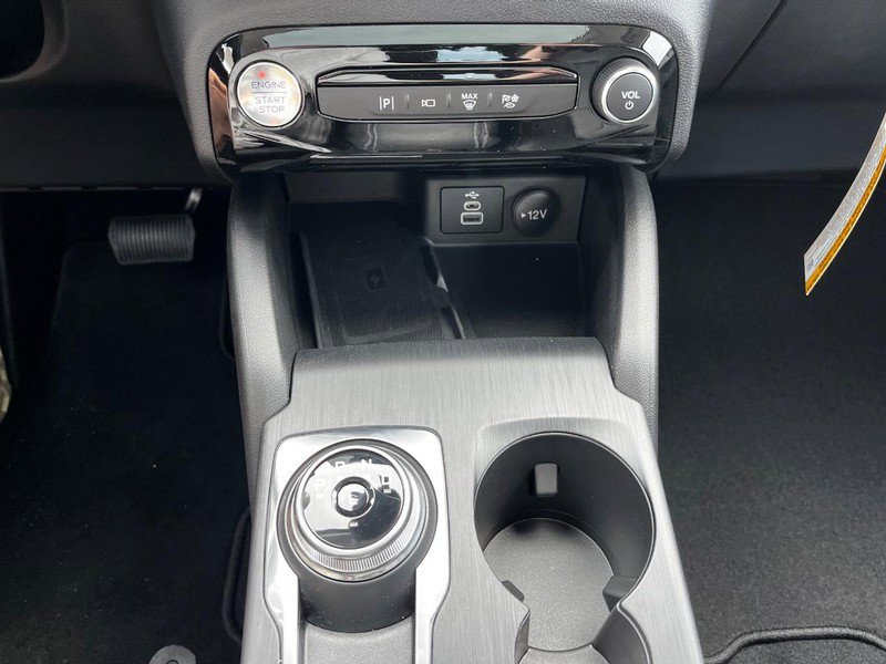 New 2025 Ford Escape SE w/ PHEV Premium Package image 14